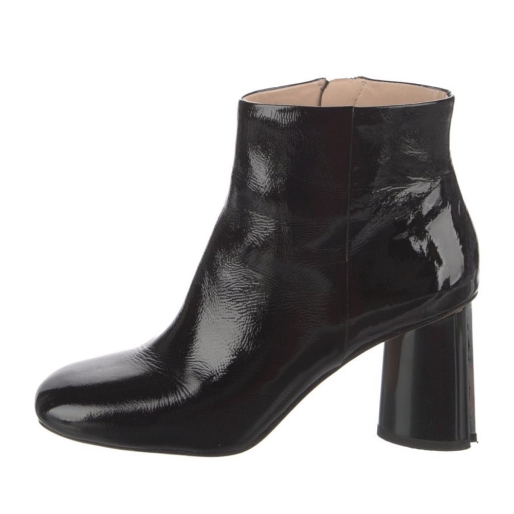 Black Kate Spade Rudy patent leather ankle boots! Size 6.5. NWT